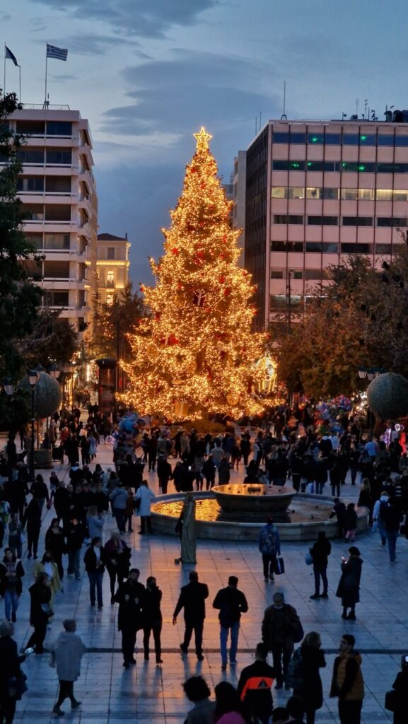 Świąteczne Ateny w grudniu