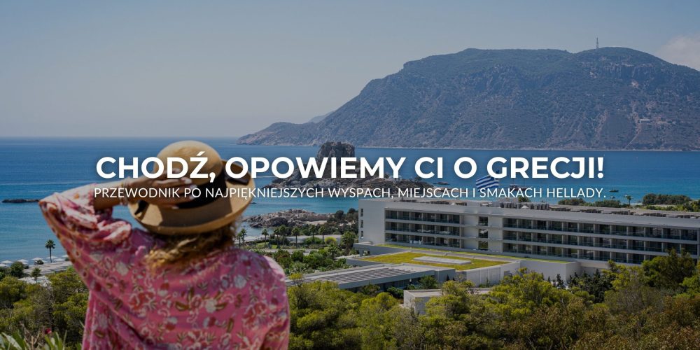 Kobieta w kapeluszu podziwia widok na plażę i wyspę Kastri na Kos, Grecja.