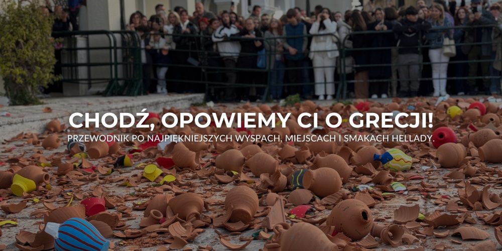 Rozbite gliniane dzbany podczas tradycyjnego zwyczaju Wielkanocnego na Zakynthos